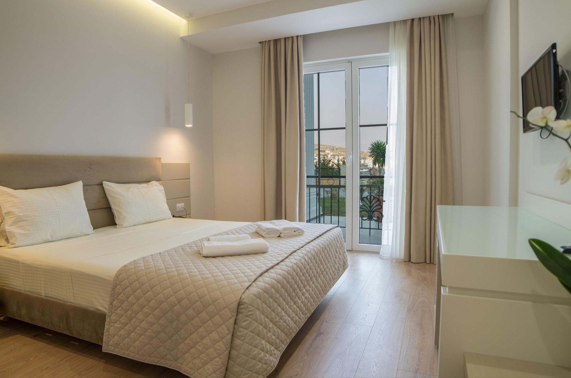 Hotel Kalcuni 4*