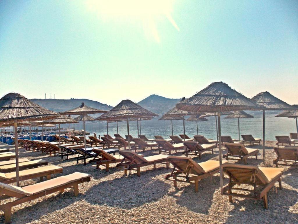 Hotel Kalcuni 4*
